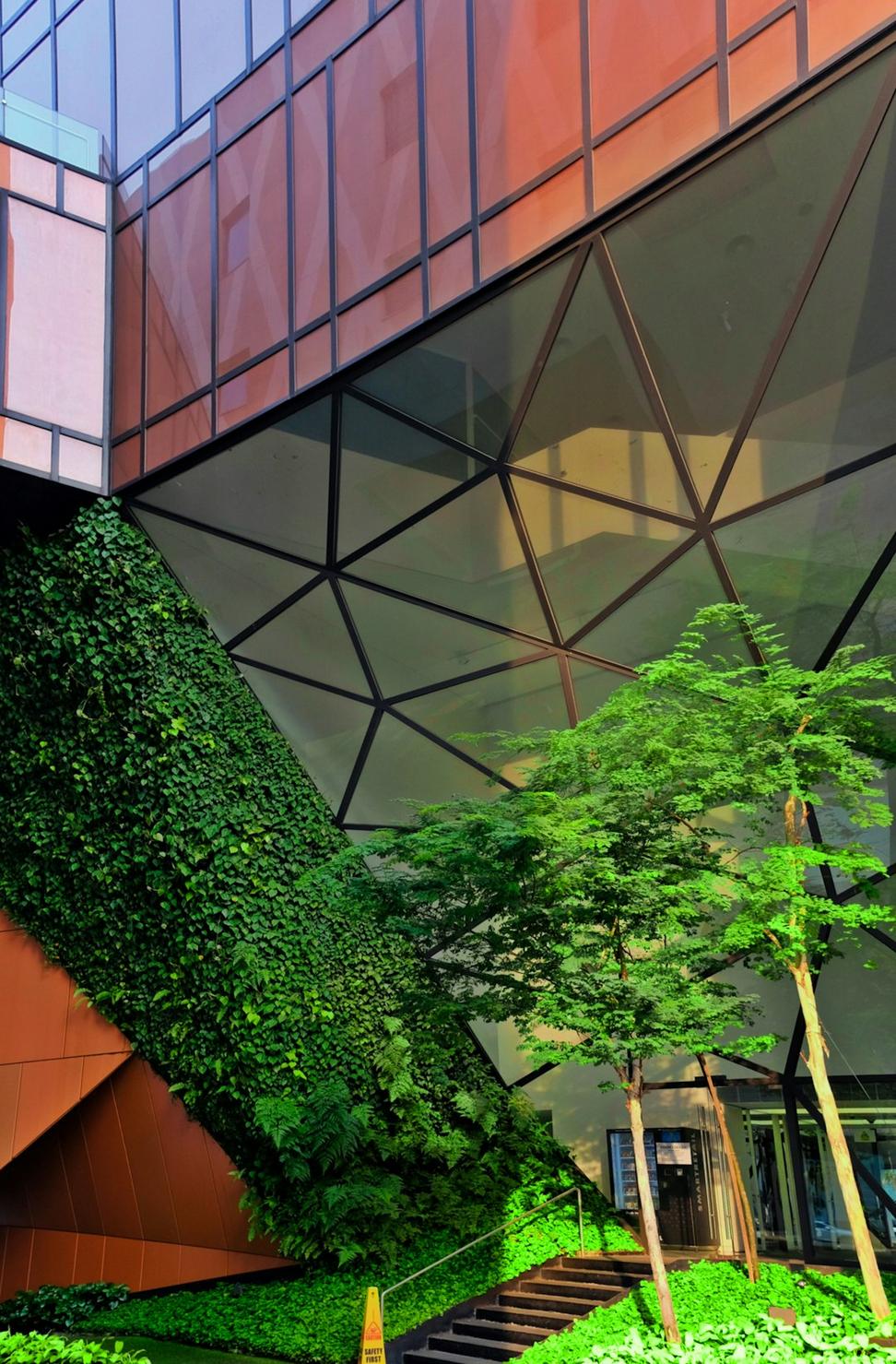 Commercial sustainable architecture